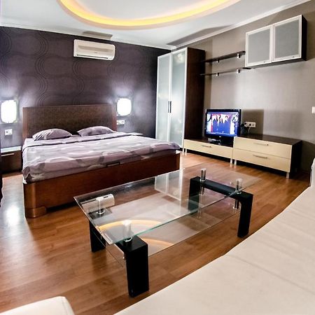 Hotrent Pechersk Lesy 20/22 Kiev Dış mekan fotoğraf